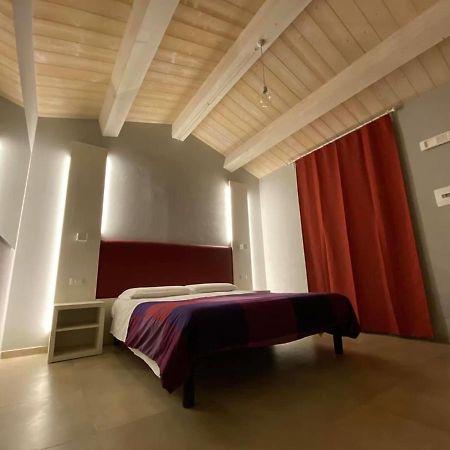 Il Villino Agriturismo B&B Belforte del Chienti Bagian luar foto