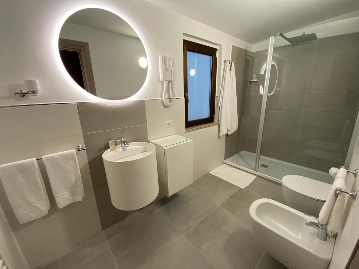 Il Villino Agriturismo B&B Belforte del Chienti Bagian luar foto