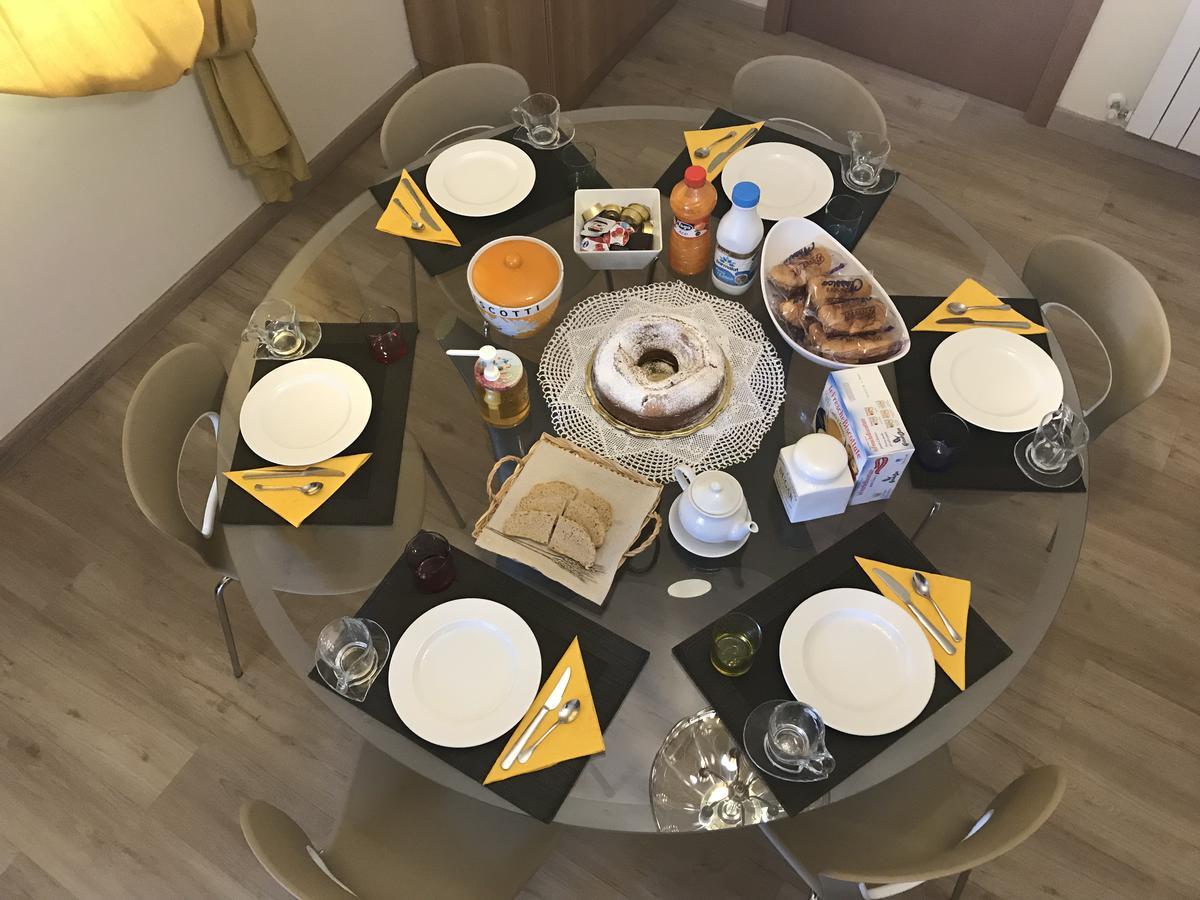 Il Villino Agriturismo B&B Belforte del Chienti Bagian luar foto