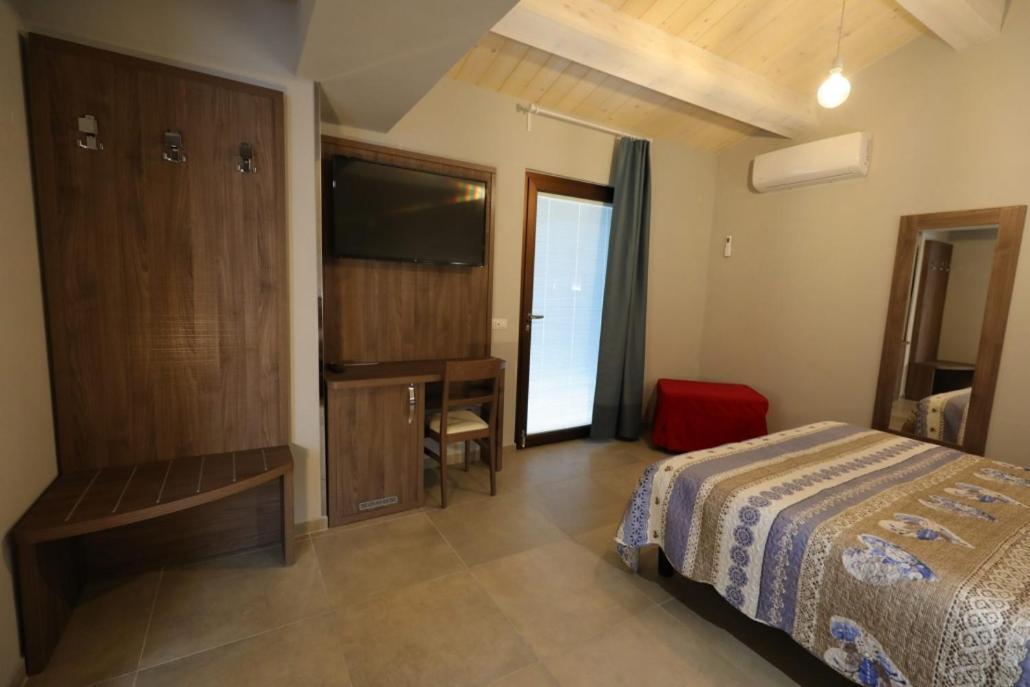 Il Villino Agriturismo B&B Belforte del Chienti Bagian luar foto