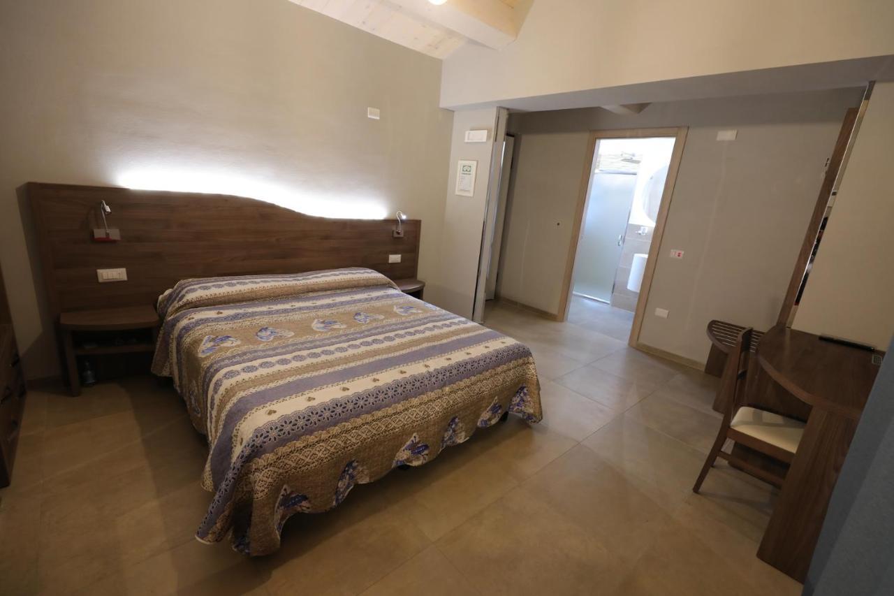 Il Villino Agriturismo B&B Belforte del Chienti Bagian luar foto